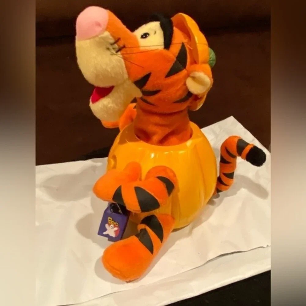 Disney vintage tigger